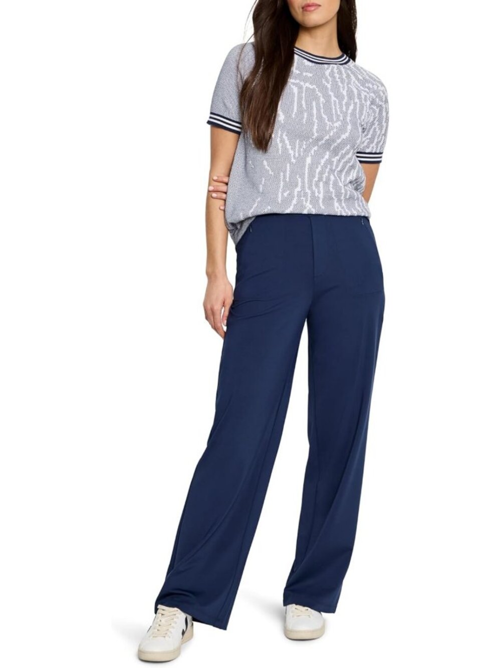 Chic Women's Demi Jacquard Sweater Tee - Stylish, Comfortable, Versatile Top